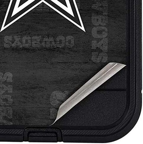 غلاف هاتف من Skinit متوافق مع حافظة OtterBox Defender Pro لهاتف iPhone 12 - تصميم أسود وأبيض مرخص رسميًا من NFL Dallas Cowboys in Saudi Arabia