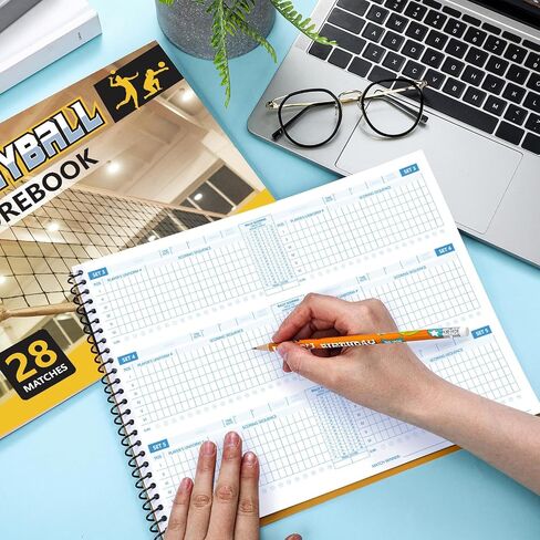 قطعتان من دفتر نتائج الكرة الطائرة، 28 إحصائيات رياضية حلزونية متطابقة، كتاب حفظ مع إجماليات الموسم وورقة قائمة الفريق، كتاب سجل نتائج قطار الكرة الطائرة للمدربين الشباب والكبار (النمط الكلاسيكي) in Saudi Arabia