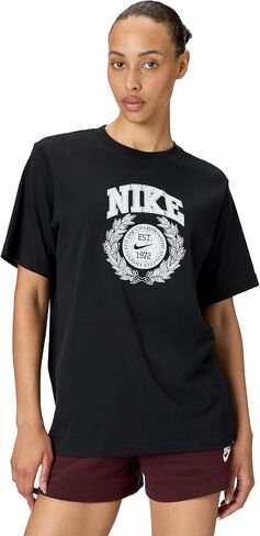تي شيرت Nike Womens Sportswear Club Essentials (تأسس عام 1972) in Saudi Arabia