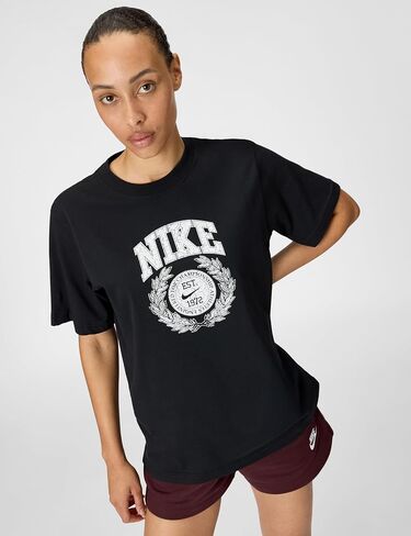 تي شيرت Nike Womens Sportswear Club Essentials (تأسس عام 1972) in Saudi Arabia
