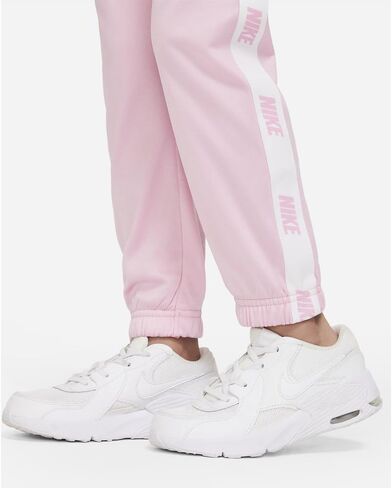 Nike Kids Logo Set 3-4 Years in Saudi Arabia