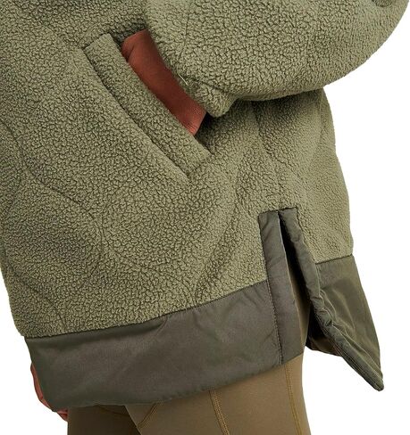 Nike Women's Sportswear 1/4-Zip High Pile City Utility Pullover Jacket (US, Alpha, Medium, Regular, Regular, Standard, Green/Cargo Khaki) in Saudi Arabia