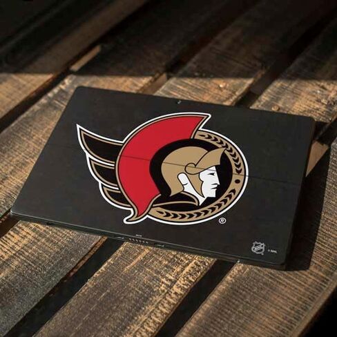 غلاف جهاز لوحي من Skinit متوافق مع Surface Pro 7 - تصميم مرخص رسميًا من NHL Ottawa Senators in Saudi Arabia