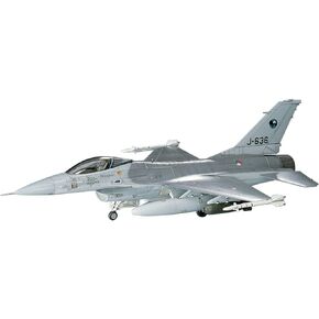 Hasegawa 1/72 F-16A Plus Fighting Falcon