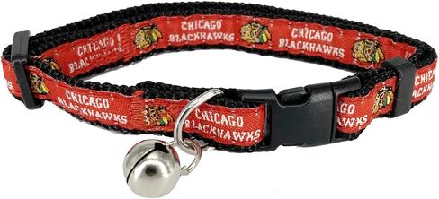 طوق القطط من بيتس فيرست NHL Chicago Blackhawks للقطط قابل للتعديل مع اسم وشعار الفريق المرخص. طوق القطة الرياضية الهوكي اللطيفة والعصرية مع جرس جلجل معدني (BHK-5010) in Saudi Arabia