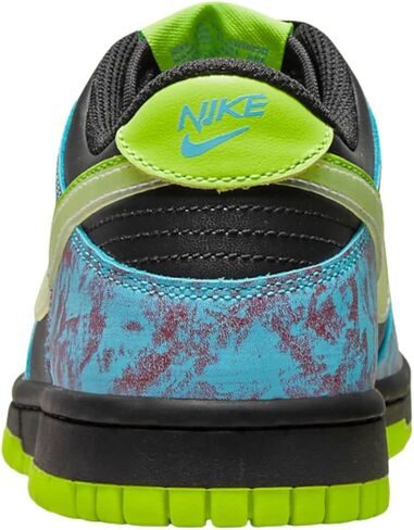 حذاء Nike Dunk Low Se 2 للأطفال الكبار - مقاس 6 in Saudi Arabia