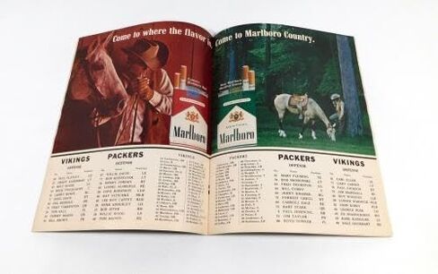 1966 مينيسوتا الفايكنج في برنامج باي باكرز لكرة القدم NFL 11-6-66 - برامج NFL in Saudi Arabia