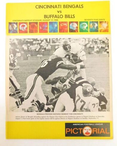1968 بوفالو بيلز في برنامج سينسيناتي بنغلس لكرة القدم AFL 17/8/68 - برامج اتحاد كرة القدم الأميركي in Saudi Arabia