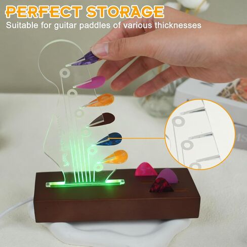 حامل اختيار الجيتار المضيء، مع ضوء LED 7 ألوان يعمل بمنفذ USB لعرض اختيار الجيتار الأكريليك، ملحقات الجيتار، هدية للرجال/الموسيقيين محبي الجيتار (بدون اختيار الجيتار) in Saudi Arabia