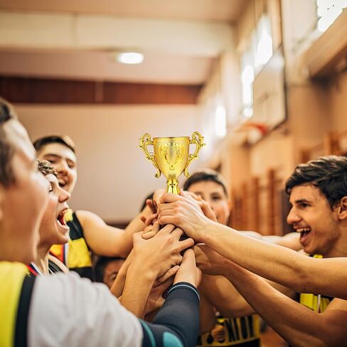 كأس بلاستيكي ذهبي من توياندونا - كأس جوائز ذهبية مقاس 5.6 بوصة لحفلات الأطفال المفضلة والمسابقات الرياضية واحتفالات الأبطال in Saudi Arabia