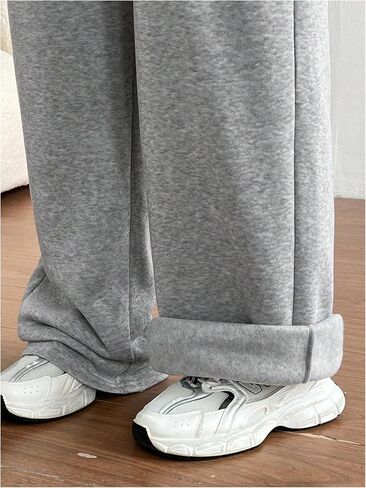 OYOANGLE Women's Drawstring Low Waisted Straight Leg Sweatpants Fleece Lined Loose Sweat Pants with Pockets in Saudi Arabia