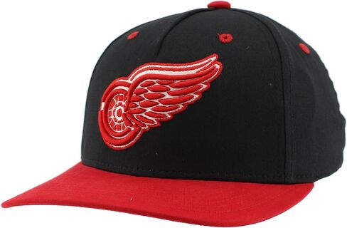 قبعة ZHATS NHL مرخصة رسميًا وقابلة للتعديل باللون الأسود in Saudi Arabia
