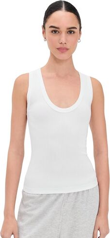 قميص مضلع برقبة على شكل حرف U للسيدات من Perfectwhitetee in Saudi Arabia