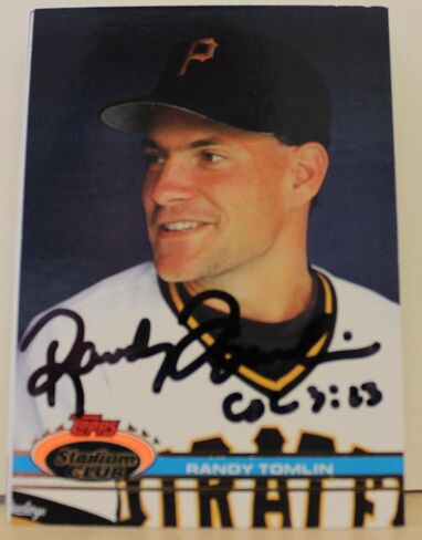 Autographed - MLB Autographed Baseball Cards in Saudi Arabia