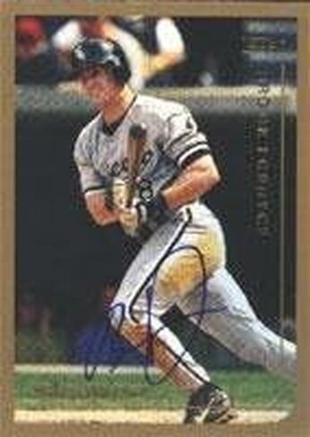 Autographed - MLB Autographed Baseball Cards in Saudi Arabia