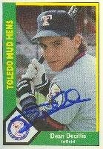 Autographed - MLB Autographed Baseball Cards in Saudi Arabia