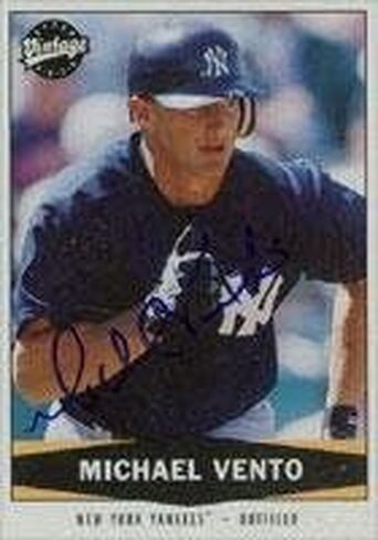 Autographed - MLB Autographed Baseball Cards in Saudi Arabia