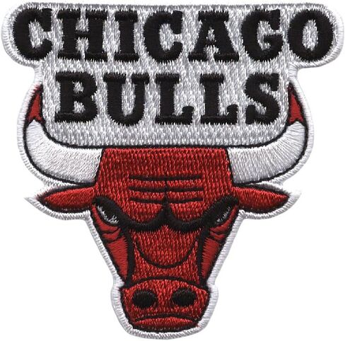 كوب Tervis مصنوع في الولايات المتحدة الأمريكية بجدار مزدوج NBA Chicago Bulls معزول يحافظ على المشروبات باردة وساخنة، 24oz، الشعار الأساسي in Saudi Arabia