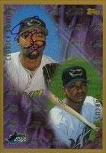 Autographed - MLB Autographed Baseball Cards in Saudi Arabia