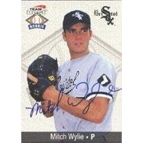 Mitch Wylie Bristol Sox - Sox Affiliate 1999 Team Best بطاقة موقعة للمبتدئين - بطاقة دوري ثانوية. يأتي هذا المنتج مع شهادة الأصالة من Autograph-Sports. موقعة - البيسبول in Kuwait