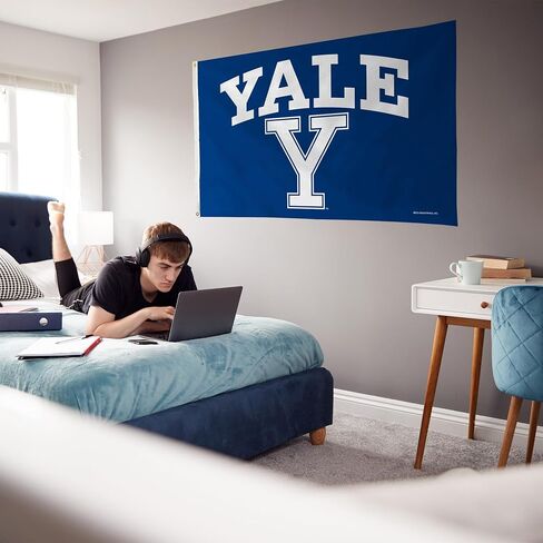 لافتة علم Rico Industries NCAA Yale Bulldogs مقاس 3 × 5 بوصات من جانب واحد - داخلي أو خارجي - ديكور منزلي in Saudi Arabia