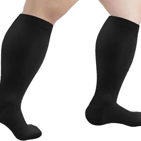 جوارب واسعة جدًا للرجال والنساء - جوارب رياضية قابلة للتمدد من 2XL إلى 5XL، باللون الأسود - راحة كبيرة لساق الساق ودعم طوال اليوم in Saudi Arabia
