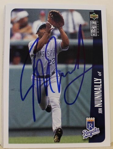 Autographed - MLB Autographed Baseball Cards in Saudi Arabia