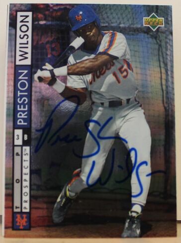 Autographed - MLB Autographed Baseball Cards in Saudi Arabia