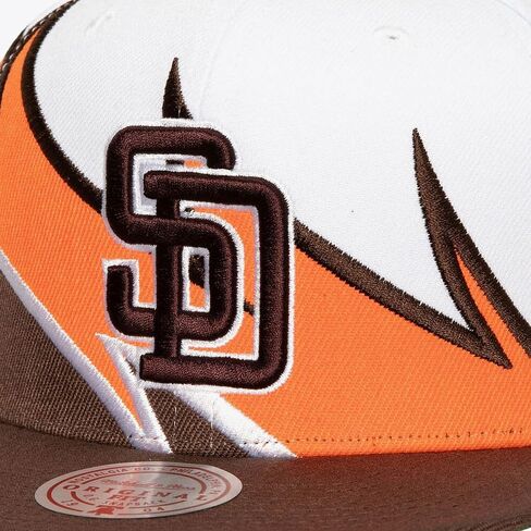 قبعة Mitchell & Ness SD San ​​Diego Padres Cooperstown Waverunner Snapback، قبعة قابلة للتعديل باللون الأبيض والبني in Saudi Arabia