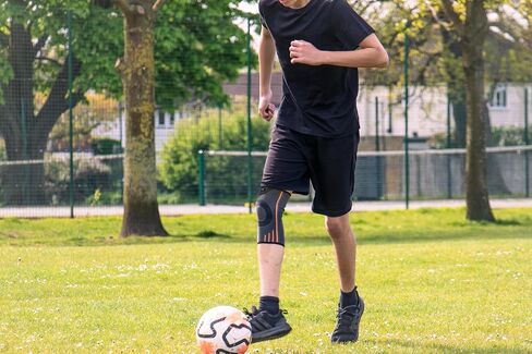 VITTO Kids Knee Brace - Osgood Schlatter Knee Brace للشباب، كم ضاغط للأولاد والبنات من سن 4 إلى 14 عامًا (L) in Saudi Arabia