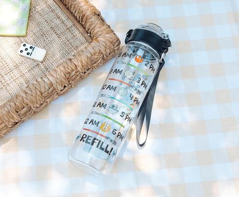 زجاجة مياه بلاستيكية لشخصيات كرتونية من الفضة بافلو ستار وورز مع غطاء وحزام للقفل، 33 أونصة in Kuwait