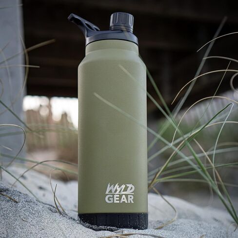 سلسلة WYLD GEAR Mag - زجاجة مياه من الفولاذ المقاوم للصدأ مع غطاء مغناطيسي - 34oz OD أخضر in Kuwait