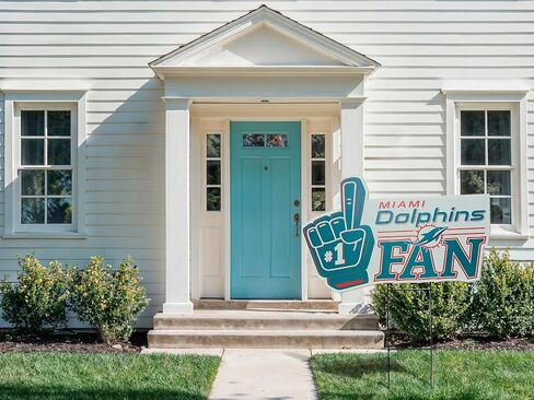 NFL #1 Fan Yard Sign in Saudi Arabia