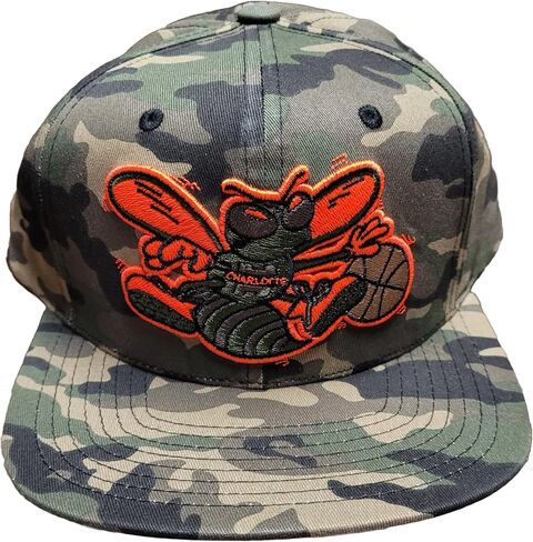 قبعة ميتشل آند نيس شارلوت هورنتس NBA نيون كامو بوب HWC Snapback in Saudi Arabia