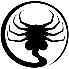 ALIENS MOVIE FACE HUGGER 4.5" Logo VINYL Decal Sticker for Laptop Car Window Tablet Skateboard - BLACK Color in Kuwait