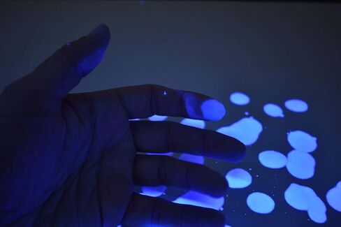 DirectGlow General Purpose Invisible Blue Ultraviolet Blacklight Reactive Ink Secret Messages Security Identification Glow Party (2 Ounce Bottle) in Saudi Arabia