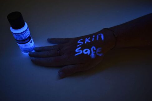 DirectGlow General Purpose Invisible Blue Ultraviolet Blacklight Reactive Ink Secret Messages Security Identification Glow Party (2 Ounce Bottle) in Saudi Arabia