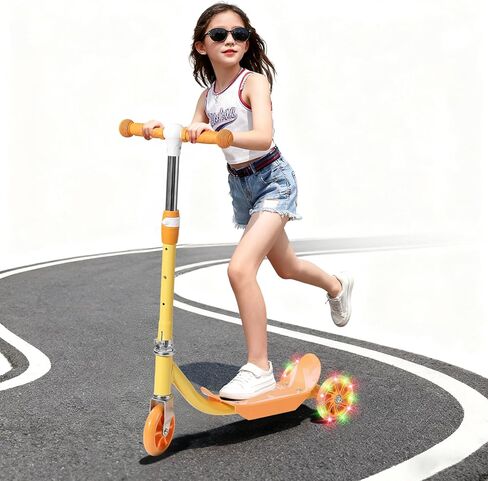 سكوتر الأطفال: سكوترات ذات 3 عجلات مضاءة بإضاءة LED للأطفال 2-5،3 مقود ارتفاع قابل للتعديل، سطح مضاد للانزلاق، سكوترات معدنية شديدة التحمل للأولاد والبنات الذين تتراوح أعمارهم بين 3-5 سنوات، حتى 110 رطل، سكوتر ركلة للأطفال الصغار 2 سنة in Kuwait