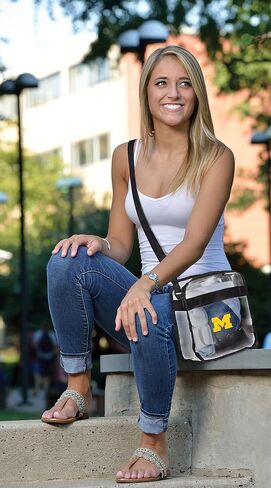 Littlearth NCAA Michigan Wolverines Clear Crossbody Carryall، لون الفريق، 12 بوصة × 12 بوصة × 6 بوصة in Saudi Arabia