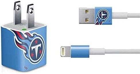 ملصق Skinit مصنوع من غلاف آخر متوافق مع شاحن iPhone (5W USB) - تصميم بلوك منطقة NFL Tennessee Titans Zone المرخص رسميًا in Saudi Arabia