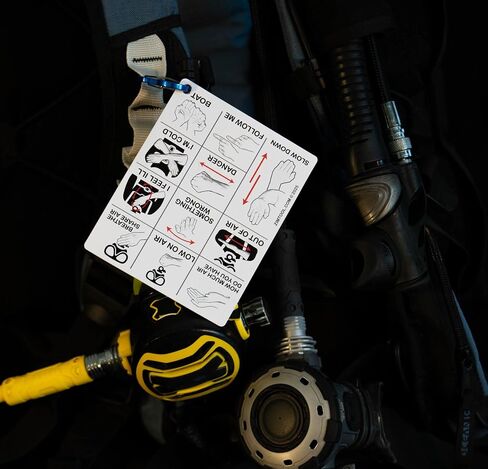 Submersible Scuba Diving Hand Signal Cards in Saudi Arabia