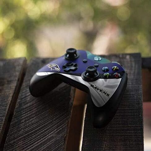 ملصق Skinit المخصص للألعاب متوافق مع وحدة تحكم Xbox One - تصميم مرخص رسميًا من NFL Baltimore Ravens in Kuwait