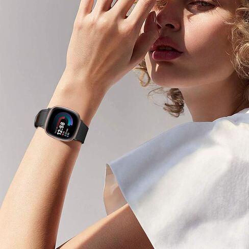 أحزمة Fintie متوافقة مع Fitbit Versa 4 3 / Sense 2 1، سوار معصم بديل من الجلد الأصلي (الفهد الكلاسيكي) in Saudi Arabia