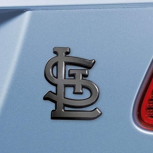 FANMATS 28666 شعار St. Louis Cardinals ثلاثي الأبعاد من المعدن الكروم - شعار قبعة STL in Saudi Arabia