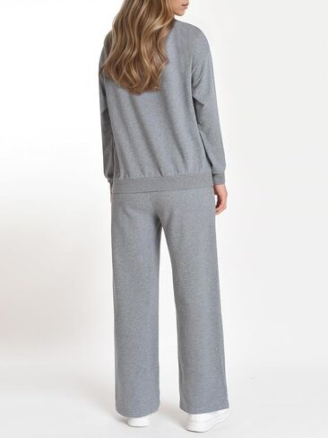 Women's Petite Sweatsuits Wide Leg Sweatpants and Sweatshirt Sets Loungewear in Saudi Arabia