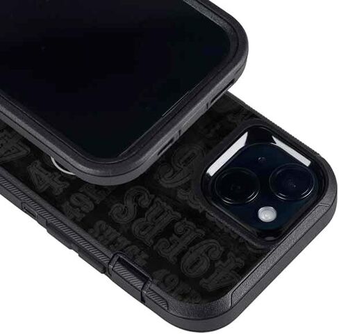 غلاف هاتف Skinit متوافق مع OtterBox Defender iPhone 13 - تصميم أبيض وأسود مرخص رسميًا من NFL San Franciso 49ers in Saudi Arabia