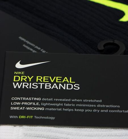 Nike Dri-Fit Reveal Doublewide Wristbands in Saudi Arabia