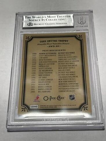 وقع Yvan Cournoyer على بطاقة الكأس Conn Smythe Slabbed Beckett BAS IP Canadiens a - الهوكي Slabbed بطاقات المبتدئين الموقعة in Saudi Arabia