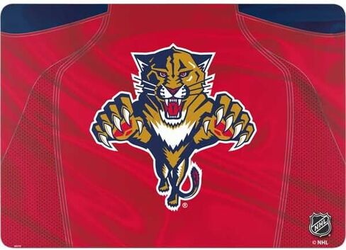 ملصق لجهاز الكمبيوتر المحمول Skinit متوافق مع جهاز MacBook Air 13.6in M2 (2022) - تصميم جيرسي NHL Florida Panthers المرخص رسميًا in Saudi Arabia