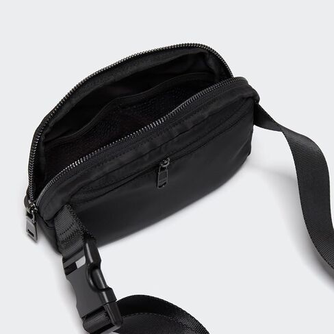 حقيبة خصر للنساء والرجال من Fanny Pack مع حزام حزام قابل للتعديل للسفر أو الاستخدام اليومي (أسود) in Saudi Arabia